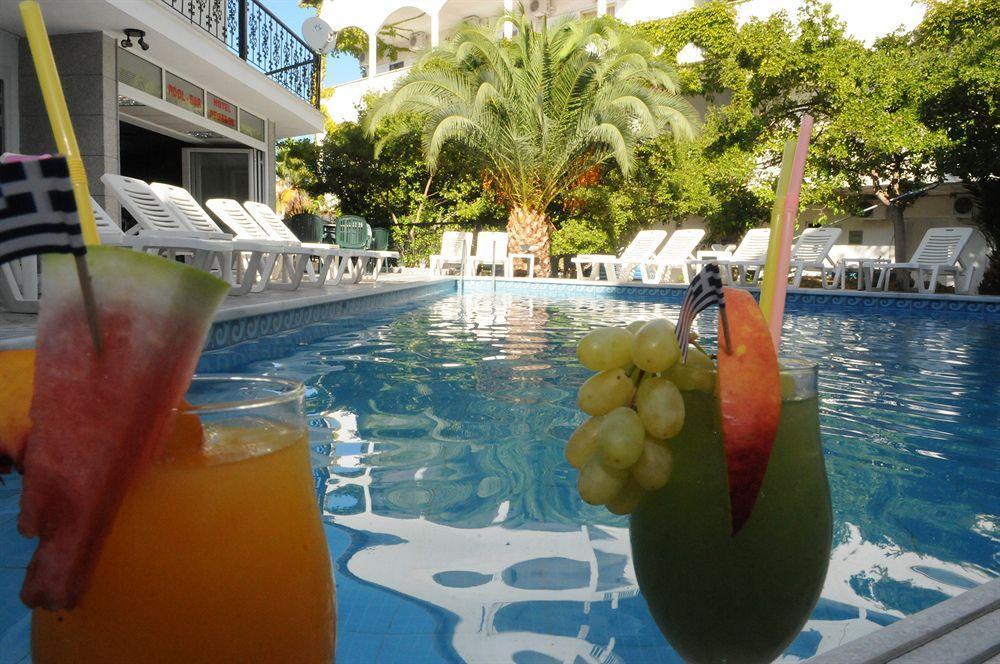 Pegasus Hotel Hanioti Exterior foto