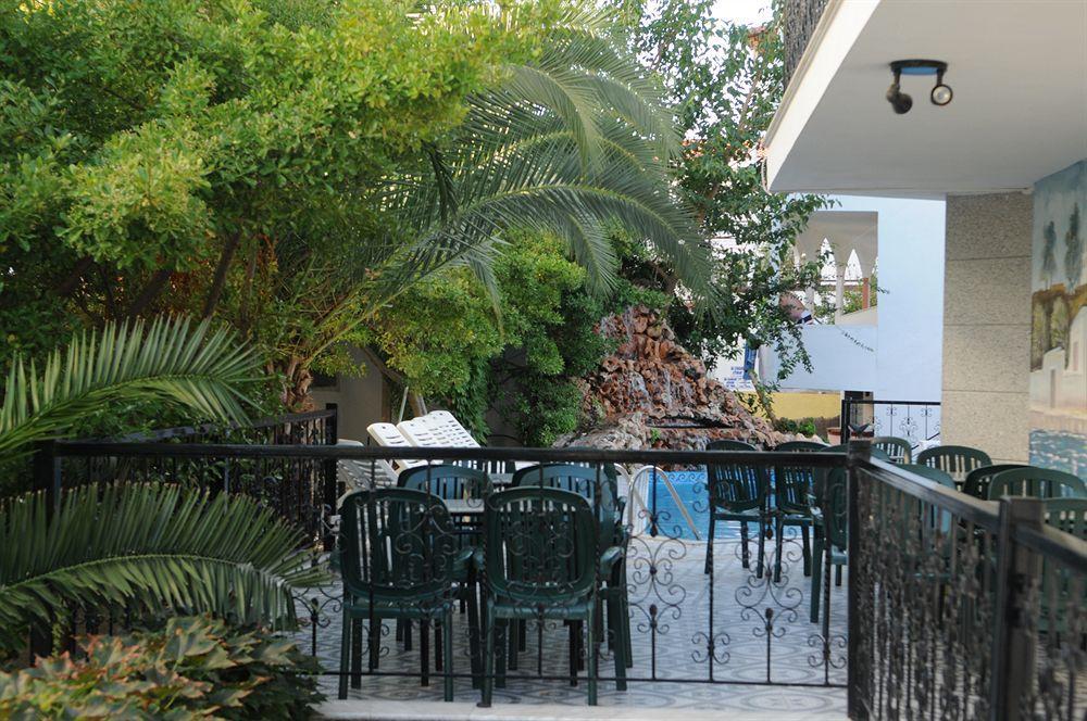 Pegasus Hotel Hanioti Exterior foto