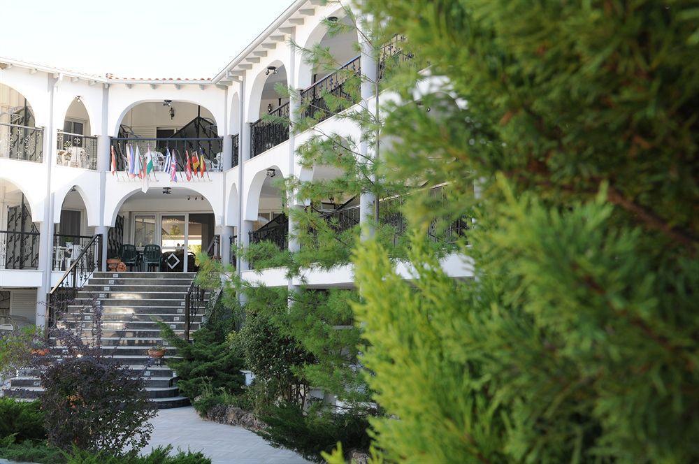 Pegasus Hotel Hanioti Exterior foto